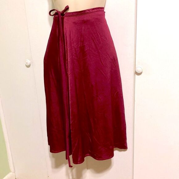 CAPEZIO Dance Professional Wear Maxi Long Wrap Burgundy Skirt Womens Medium - Picture 7 of 13